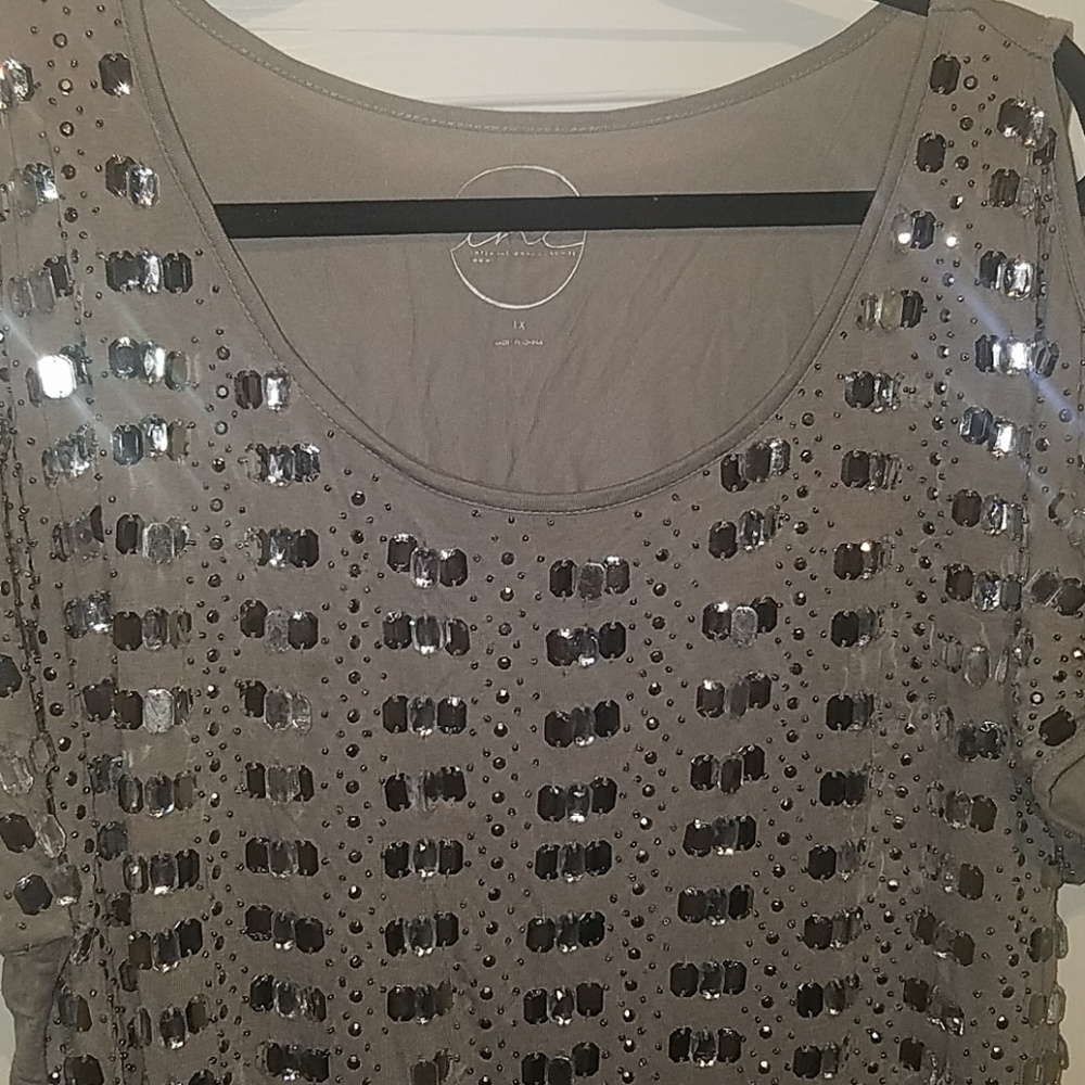 Cold shoulder blinged out top.  😍